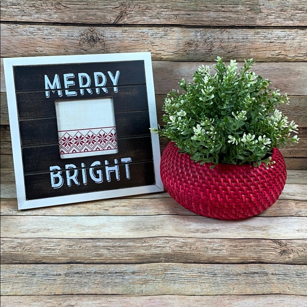 Merry & Bright Frame - Picture 11 of 11